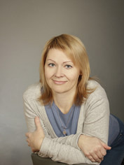 Бэлла Сурова