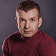 Олег Казаков