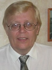 В. Коряковцев