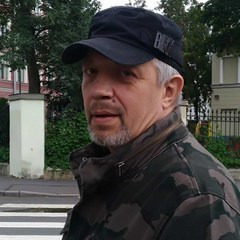 Влад Южаков