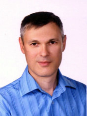 Владислав Казарцев